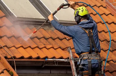 Démoussage et hydrofuge de toiture à Fèves